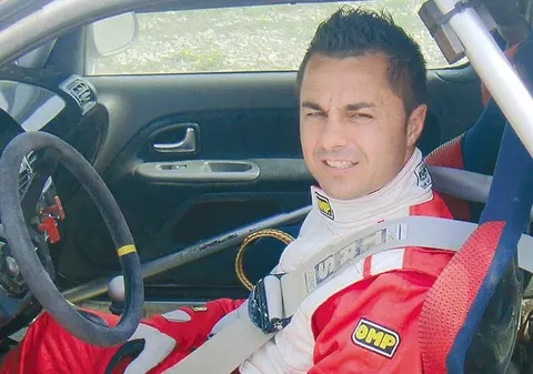 Ce maşină şi-a tras «Piticu»!