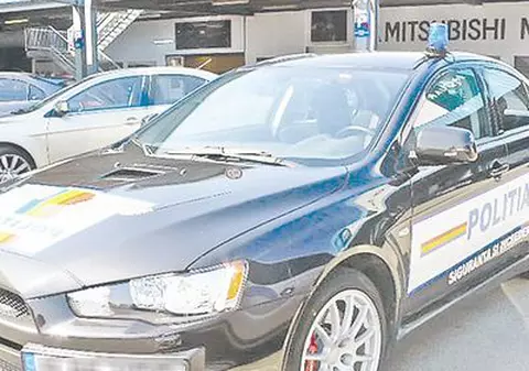 Mitsubishi de 295 de cai-putere pentru Poliţia Română