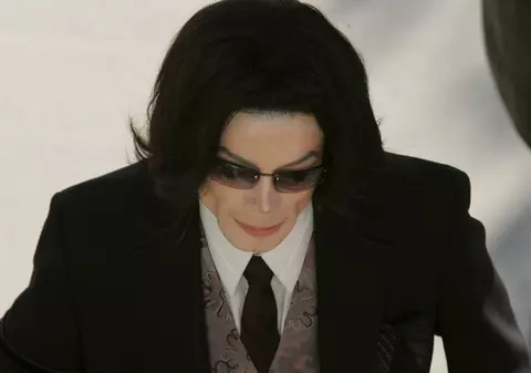 Michael Jackson va fi înmormântat astăzi