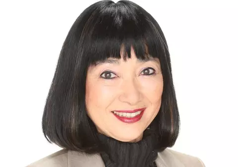 Soţia premierului  Japoniei asigură că s-a întâlnit cu extratereştrii