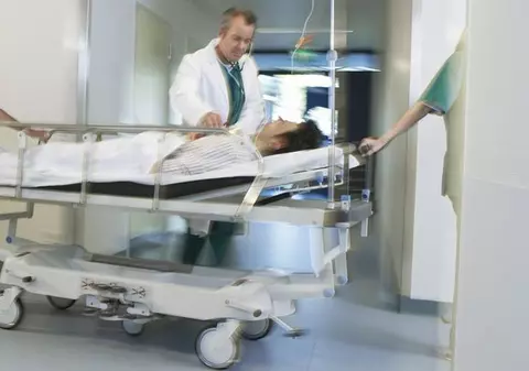 E viu după ce i-a stat inima timp de 45 de minute