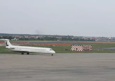 Aeroportul din Tulcea va deveni internaţional