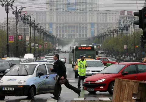 Trafic restricţionat în Capitală