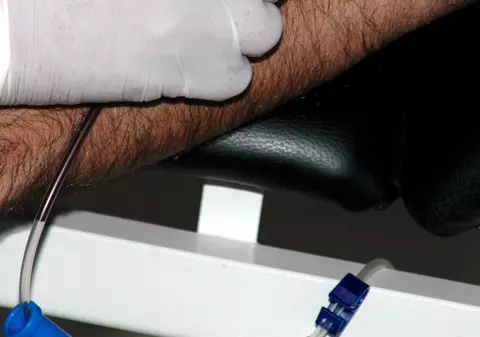 Donezi sânge şi ai bilet la concert