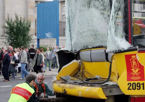 21 de răniţi într-un grav accident, la Dublin