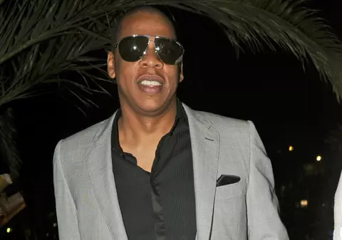 Jay-Z îşi motiva angajaţii cu alcool