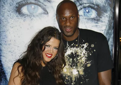 Khloe Kardashian: "Zvonurile sunt adevărate. Mă mărit duminică!"