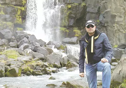 Bote şi-a făcut de cap în Islanda şi în SUA