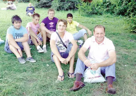 Stăm pe iarbă doar dacă ne lasă panourile