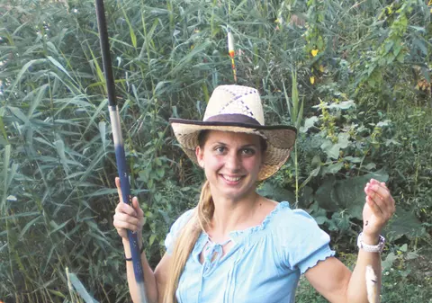 Alina Dumitru se reface la pescuit