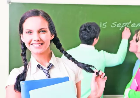 Horoscopul elevilor / Află cum îţi va merge la şcoală anul acesta