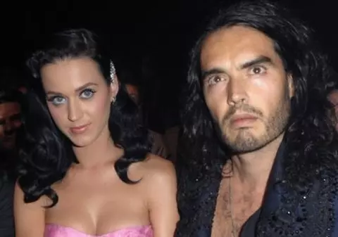 Russell Brand vrea să-şi facă un tatuaj pentru Katy Perry