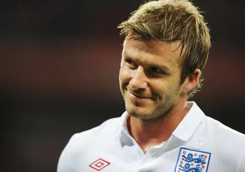 Beckham: "95% revin la Milan"