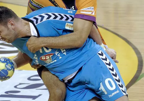 HCM Constanţa - Pick Szeged 32-30, în Liga Campionilor
