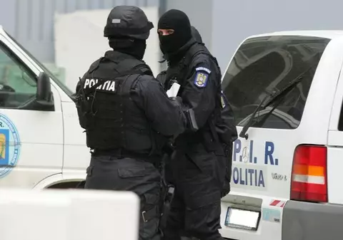 Descinderi la sediul Serviciului de Permise Auto Constanţa