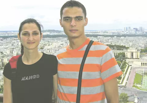 I-a dedicat medalia soţiei