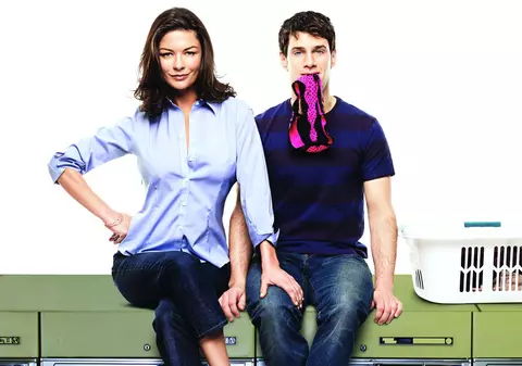 Nou pe marile ecrane: «Idilă cu dădaca mea»