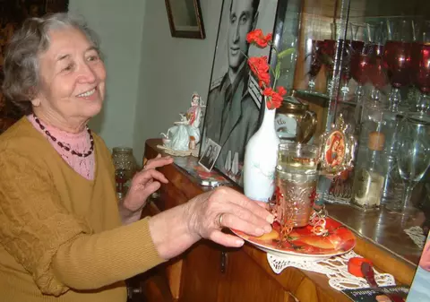 Mama lui Băse, operată de cancer