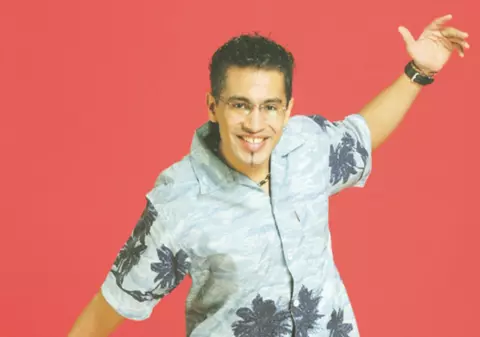 Wilmark face atmosferă în Salsa for You