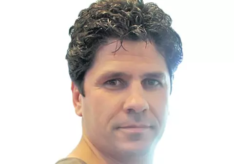 «Îl sparg la nas»