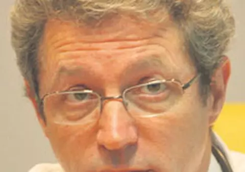 Adrian Streinu, despre gripa porcină: «Să sperăm că ţine Dumnezeu cu noi»