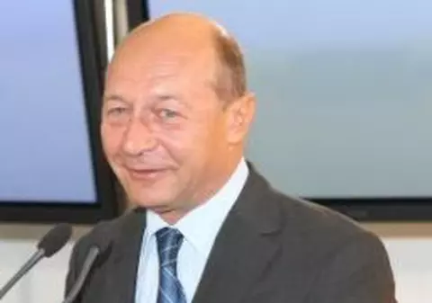 Băsescu: "Streinu-Cercel prăvălea apocalipsa peste România" 