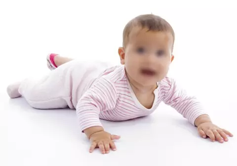 Şi-a omorât surioara şi apoi s-a jucat cu cadavrul