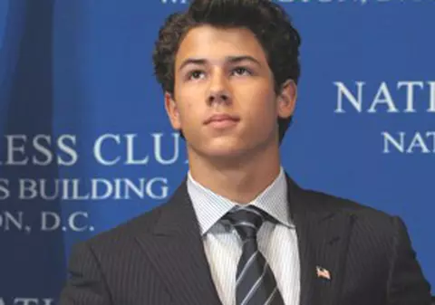 Nick Jonas, debut cu noua formaţie