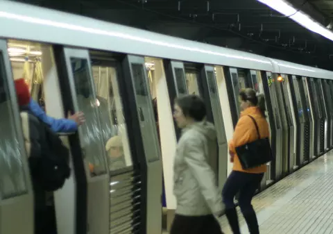 Metrorex îi va despăgubi pe posesorii de abonamente