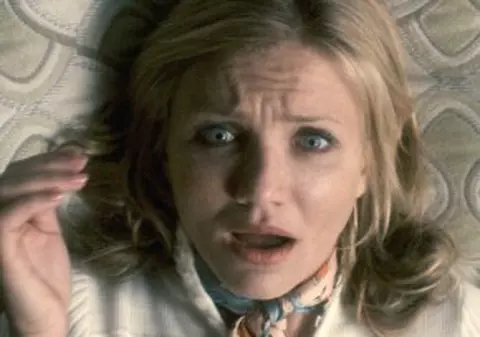 Filmul lui Tom Cruise şi Cameron Diaz, suspendat
