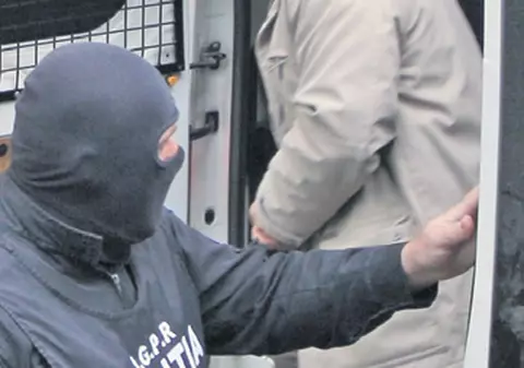 A luat şpaga de frică!