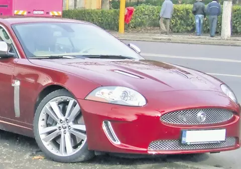 Mazăre şi-a tras Jaguar de 114.000 de euro