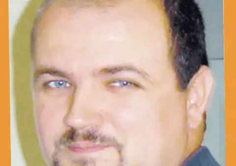 «Administratorul ne ignoră total»