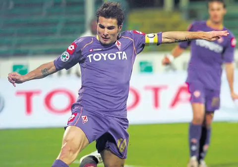 Genunchiul lui Mutu e perfect