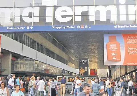 Un trecător, bătut de doi români la metrou, în Italia