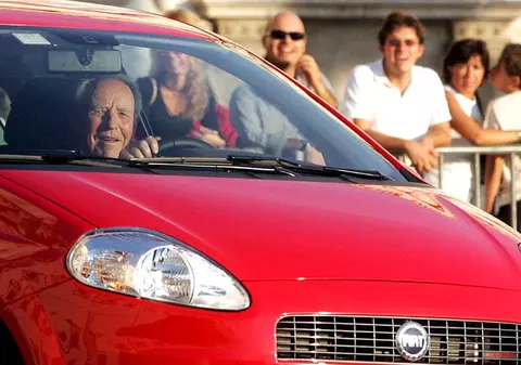 Fiat retrage de pe piaţă 500.000 de maşini cu probleme