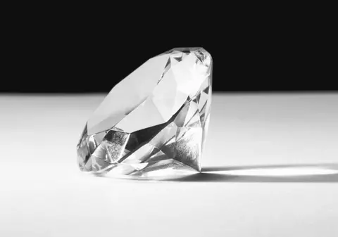 Diamante de milioane de dolari, licitate la New York