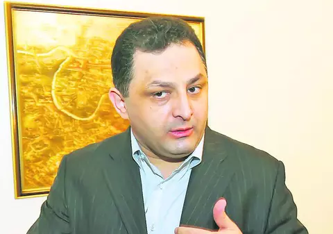 Vanghelie l-a făcut măgar pe Mitrea