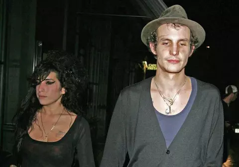Mama lui Blake: "Amy Winehouse este marea iubire a fiului meu"