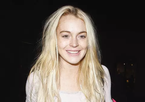 Lindsay Lohan va merge săptămânal la cursuri de educaţie antialcool