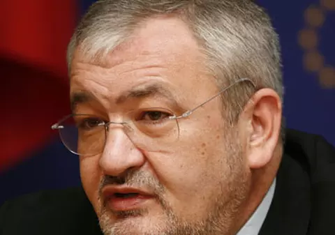 Sebastian Vlădescu, ministru al Finanţelor