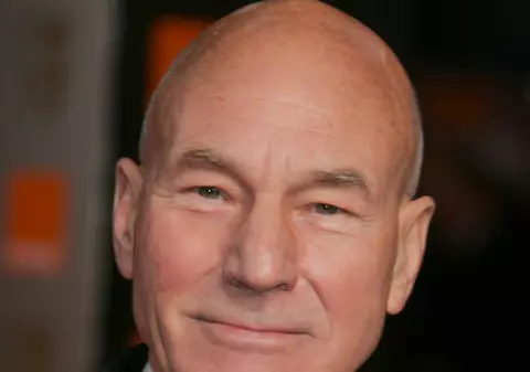 Actorul din “Star Trek”, Patrick Stewart va fi înnobilat de regina Elizabeth a II-a