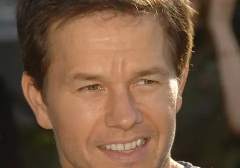 Familia Beckham îl enervează pe Mark Wahlberg