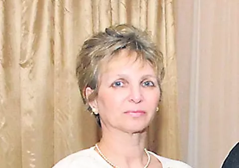 Ea îl pictează pe Michael