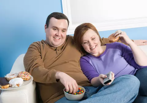 Interzişi pe un site de matrimoniale pentru că s-au îngrăşat de sărbători