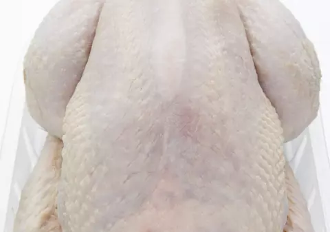 Carnea de pasăre se scumpeşte din februarie