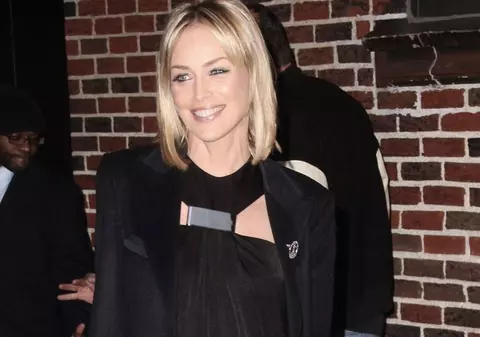 Sharon Stone: ”Ar fi lipsă de respect faţă de fani dacă aş apărea nemachiată”