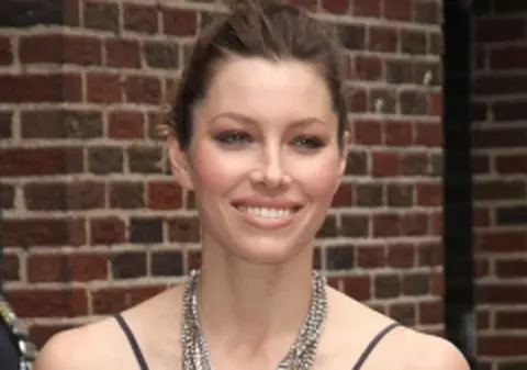 Jessica Biel vrea să ajute oamenii din Africa