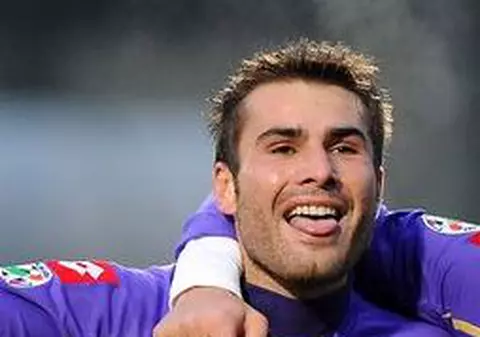 Mutu a marcat în Fiorentina-Bari, 2-1