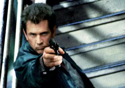 Mel Gibson :”Lăsaţi-l  pe Tiger Woods în pace”